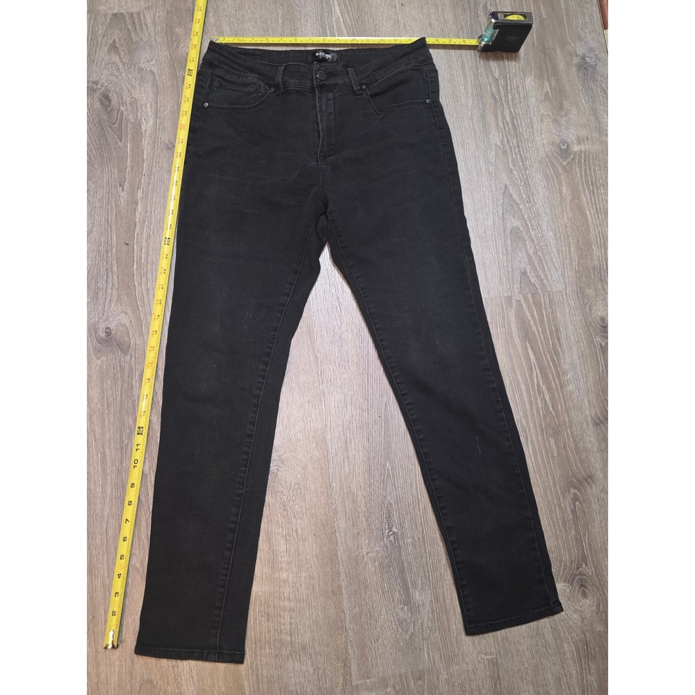 Black Label size 13 Waist 32